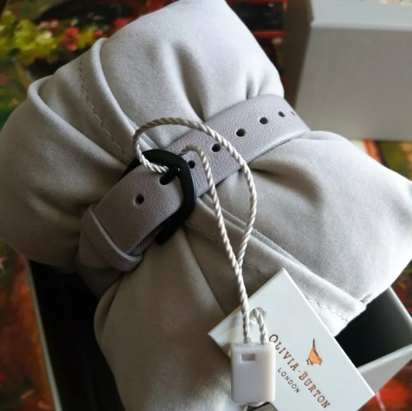 Olivia Burton Lilac Black Floral Women's watch - Picture 5 of 6